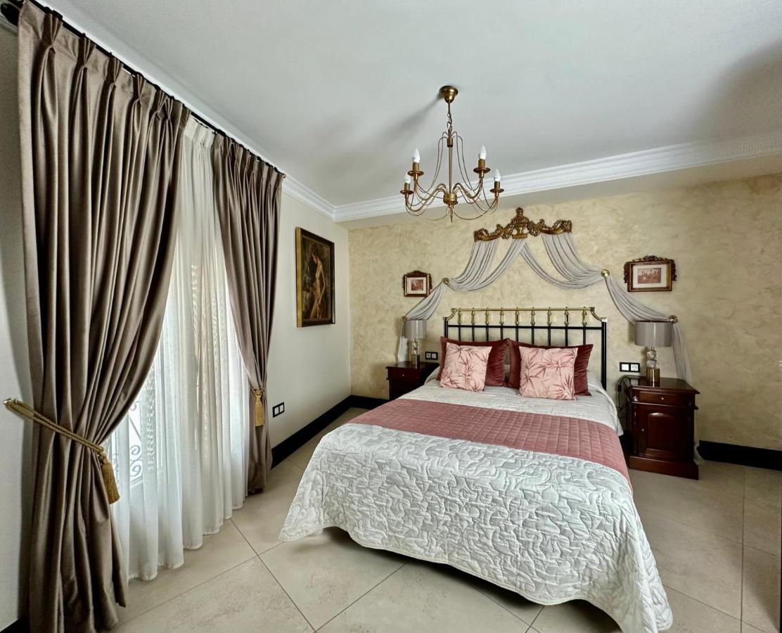 Hotel Boutique Casa Veracruz Estepona Buitenkant foto